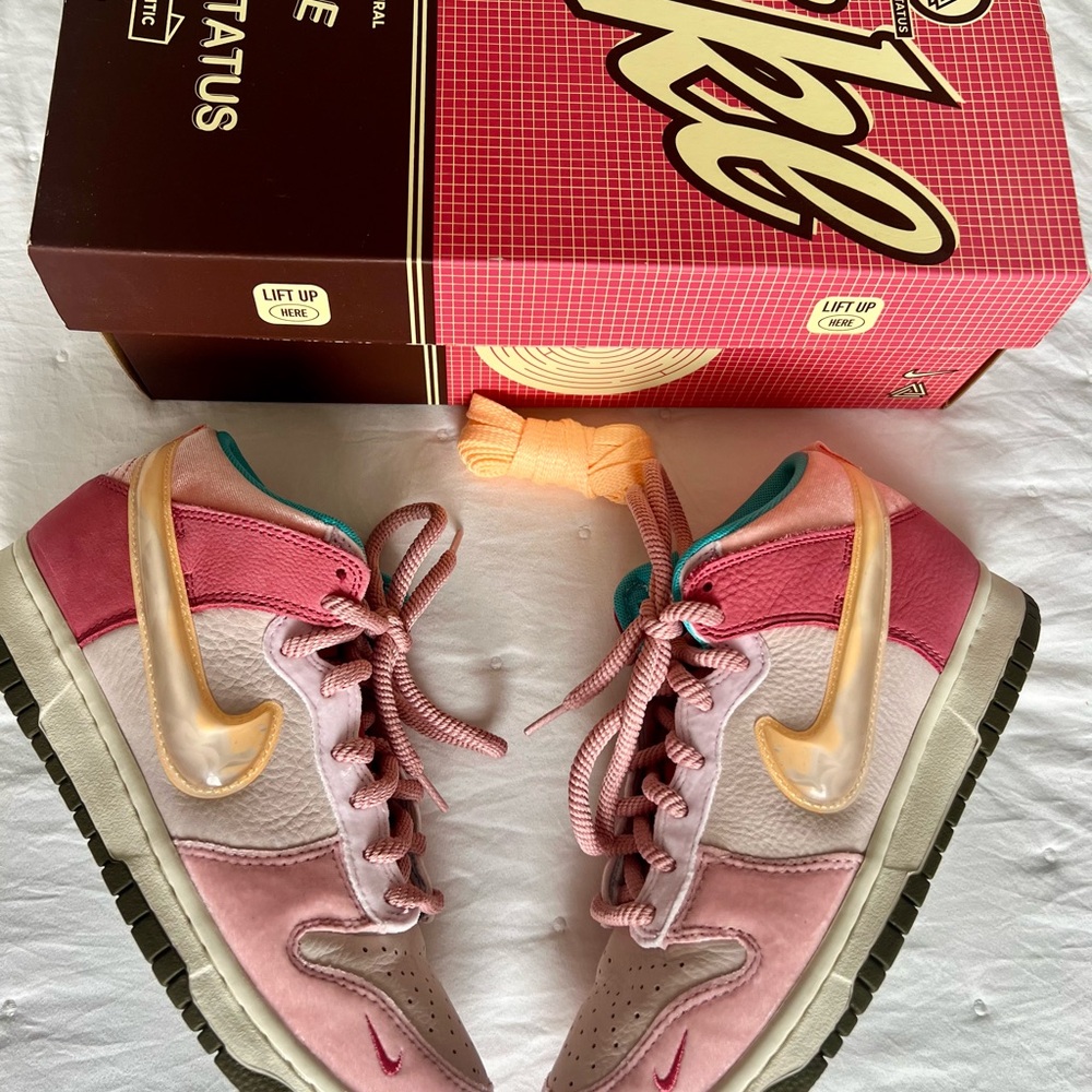Nike dunk mid Social status strawberry milk - Picture 3 of 10